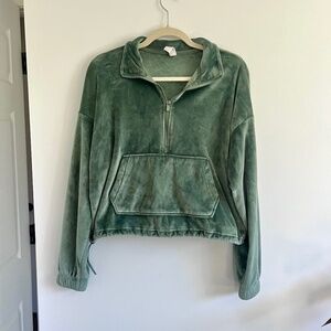 Yogaliscious Lux Sage Green Soft Velour Half Zip Cropped Sweatshirt Size Small